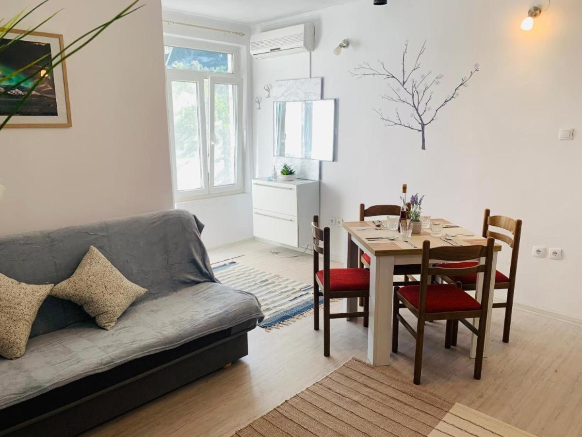 코츌라 Apartman Flora'S Garden 아파트 외부 사진